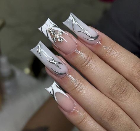 Harry Styles Nails, Silver Nail, Summery Nails, French Acrylic Nails, Dope Nail Designs, Pretty Gel Nails, Long Acrylic Nails Coffin, Unique Acrylic Nails, Glam Nails