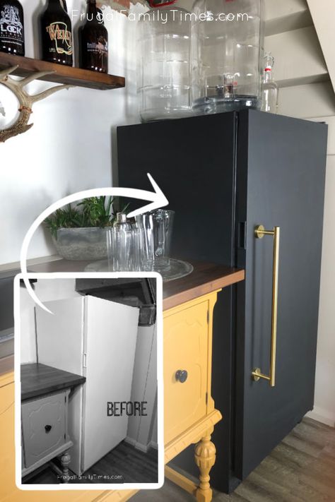 Painting A Mini Fridge, Door On Angled Wall, Fridge Handle Diy, Painting Fridge Diy, Budget Diy Home Improvement, Wet Bar Makeover, Chalkboard Paint Fridge, Paint Fridge, Black Smeg