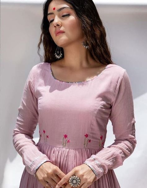 Churidar Sleeves Kurta, Full Sleeve Kurta Set, Latest Kurta Set Design For Women, New Round Kurti Design, Suit Full Sleeves Design, Cotton Full Sleeves Kurti, Full Kurti Designs Latest, Full Sleeves Kurta Designs Women, Full Sleeve Design For Kurtis