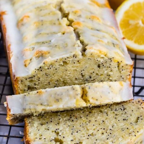 Lemon Poppyseed Bread is great for breakfast, brunch or just as a snack anytime you want some cake! Top it with a sweet glaze and it’s dessert-like. Almond Poppy Seed Bread, Lemon Poppy Seed Loaf, Seed Loaf, Seeded Bread Recipes, Poppy Seed Bread, Lemon Poppyseed Bread, Lemon Poppyseed Cake, Bread Soft, Poppy Seed Cake