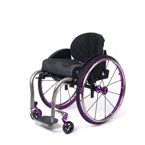 Cool Wheelchair Design, Cute Wheelchair Accessories, Wheelchair Reference, Wheelchair Aesthetic, Wheelchair Hacks, Custom Wheelchair, Wheelchair Clothing, Ultra Lightweight Wheelchair, Adaptive Fashion