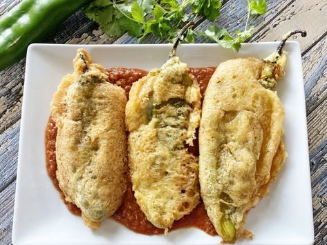 Hatch Pepper Recipes, Stuffed Chili Relleno Recipe, Hatch Chili Recipes, Hatch Chile Recipes, Chile Relleno Recipe, Green Chili Pork, Hatch Green Chili, Hatch Chiles, Green Chili Recipes