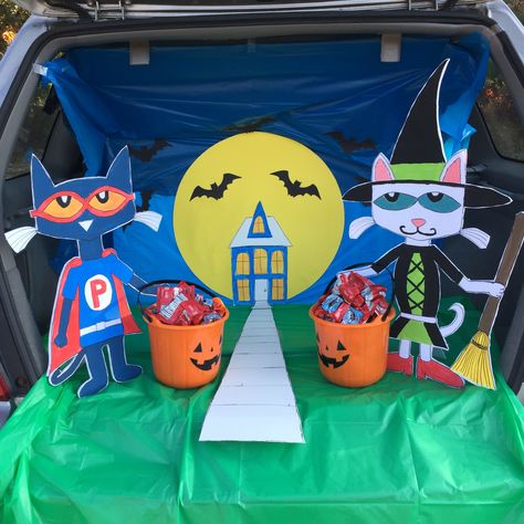 Pete the Cat Trunk or Treat Trunk Or Treat Ideas For Kindergarten, Trunk Or Treat Black Cat, Halloween Pete The Cat, Kindergarten Trunk Or Treat, Pre K Trunk Or Treat Ideas, Trunk Or Treat Pete The Cat, Kindergarten Trunk Or Treat Ideas, Trunk Or Treat Storybook Theme, Trunk Or Treat Hello Kitty