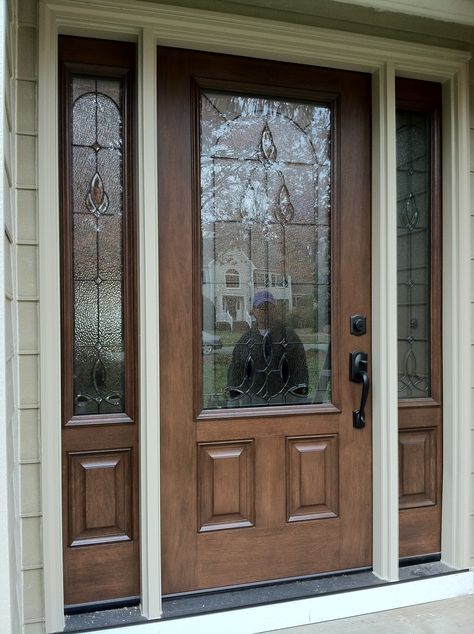 ProVia™ Doors are backed by a lifetime limited transferrable warranty, and are made so energy efficient that they’ve been named “the door preferred by America’s top remodelers.” Allow Richmond Window to fit your home with a custom ProVia™ entry door, today! Front Doors With Privacy Glass Panels, Provia Doors Front Entry, Front Entry Doors With Sidelights, Front Door With Side Windows, Provia Doors, Entryway Doors, Dining Room Decor Traditional, Entry Door With Sidelights, Exterior Entry Doors