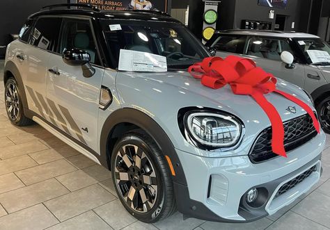 Countryman Mini, Cars Mercedes, Dream Cars Mercedes, Mini Countryman, First Car, Car Car, Dream Cars, House Exterior, Vision Board