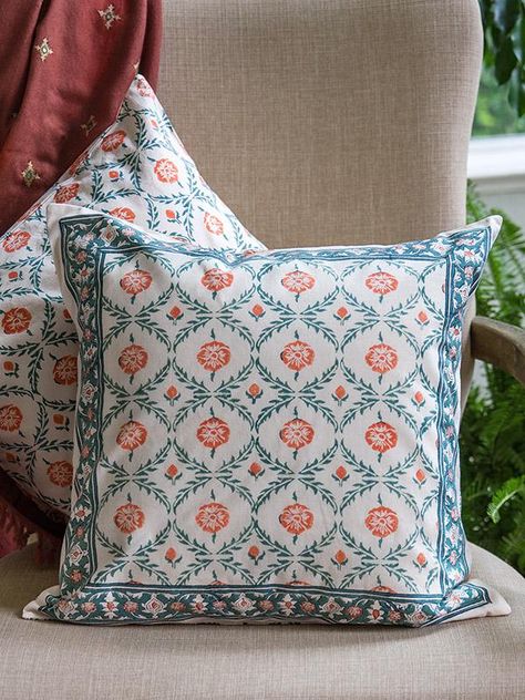 Block print pillows are high style gifts for the home #blockprints #throwpillowcover #accentpillows Block Print Pillows, Cushion Tutorial, Diy Pillow Covers, Block Printed Textiles, Crochet Cushion Cover, Gifts For The Home, Block Printed Pillows, Cushion Cover Designs, Indian Block Print