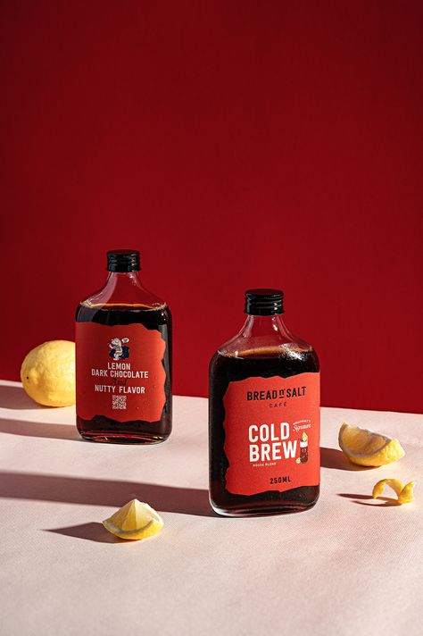 Cold Brew Packaging, Romantic Drinks, Styling Food Photography, Photography Food Styling, Coffee Shop Branding, Coffee Shot, Bottle Design Packaging, Cocktail And Mocktail, Bottle Label Design