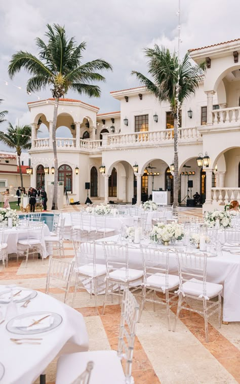 Beach Wedding Cancun, Cancun Mexico Wedding Venues, Chic Mexico Wedding, Cancun Beach Wedding, Mexico Villa Wedding, Wedding In Cancun, Beach Villa Wedding, Cancun Wedding Ideas, Beach Wedding Mexico