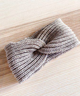 Knitting Twisted Headband, Headband With A Twist, Knitting Patterns For Headbands Free, Knitting Patterns Free Headband, Twisted Scarf Knitting Pattern, How To Sew A Twist Headband, How To Knit Headband, Twist Knit Headband Pattern, Knitting Headband Pattern