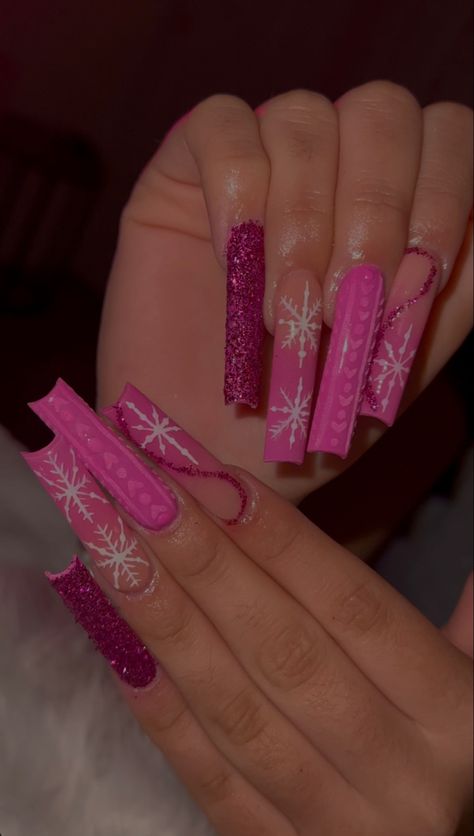 Pink Christmas Nails Medium Length, Pink And Purple Winter Nails, Pink Christmas Nails Santa Hat, Long Pink Christmas Nails, Pink Glitter Snowflake Nails, Winter Nails, Christmas Nails, Nail Designs, Nails