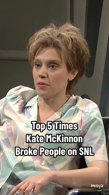 Snl Funny Skits, Best Snl Skits, Kate Mckinnon Snl, Snl Videos, Snl Characters, Snl Funny, Snl Skits, Hotel Ads, Funny Songs