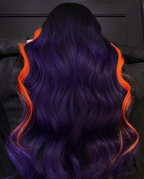 Halloween Hair Dye, Halloween Hair Color Ideas, Halloween Hair Color, Split Dyed Hair, Inner Witch, Vivid Hair Color, Creative Hair Color, Neon Hair, Dyed Hair Inspiration