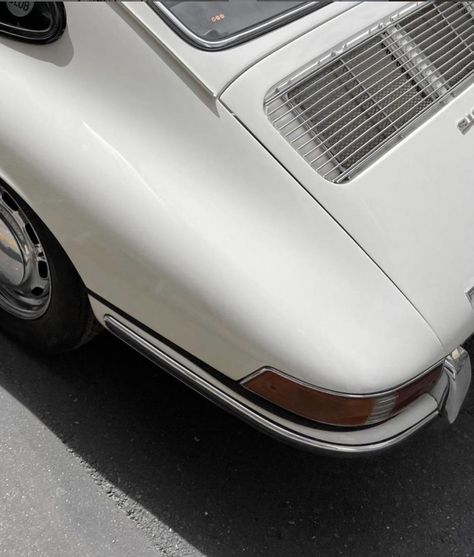 White Car Aesthetic, White Porsche, Vintage Porsche, Cute Instagram Pictures, White Car, Classy Cars, Car Colors, Dream Lifestyle, Retro Cars