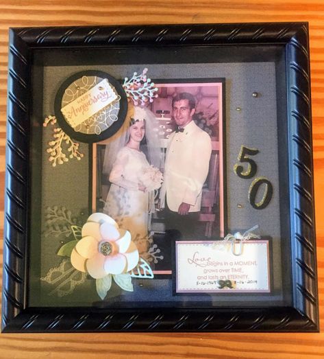 50th Anniversary Shadow Box Ideas, Shadow Box Anniversary Gift, Anniversary Shadow Box, Handmade Anniversary Gifts, Shadow Box Ideas, Shadow Box Gifts, Wedding Memory Box, Diy Anniversary Gift, Wedding Memory