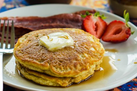 pancakes-bring-on-the-buttah Trim Healthy Mama Pancakes, Thm Baking Blend Recipes, Thm Pancakes, Thm Baking Blend, Thm Breakfast, Trim Healthy Recipes, Trim Healthy Mama Plan, Trim Healthy Momma, Trim Healthy Mama Recipes