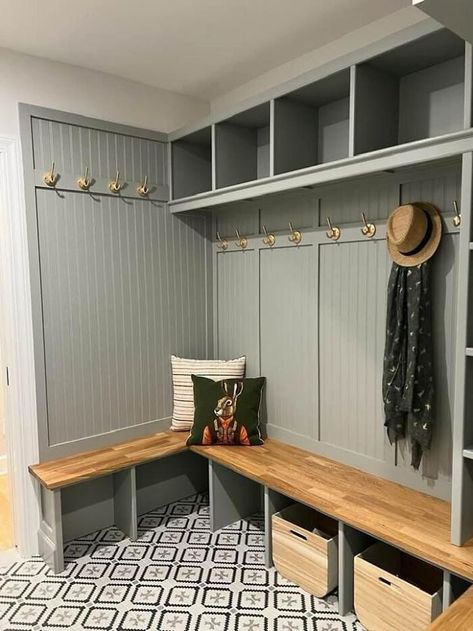 Boot Room Ideas Utility, Mudroom Ideas Entryway Laundry, Ikea Countertops, Ikea Mud Room, House Mudroom, Organization Laundry Room, Laundry Quotes, Laundry Room Design Ideas, Laundry Pantry