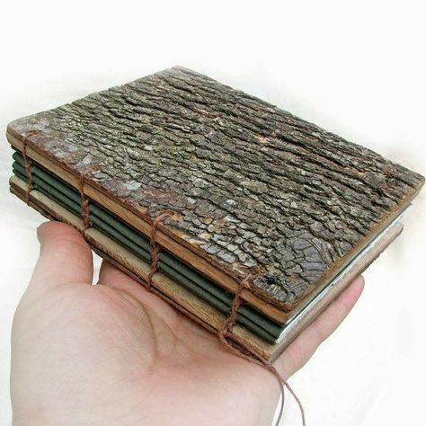 Book Made Of Wood, Book Making Aesthetic, Wood Book Cover, Wooden Book Cover, Book Closures, Garden Notebook, Wood Journal, Coptic Stitch, Nature Books