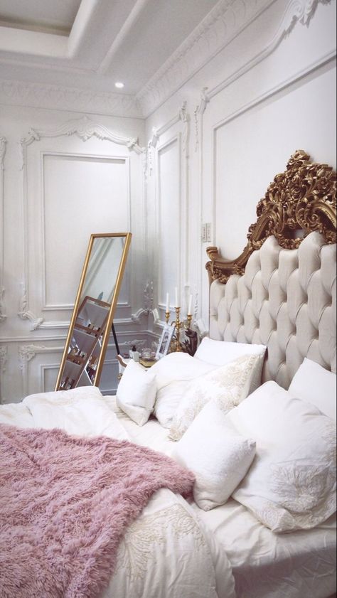 Parisian Room, Dekorasi Kamar Tidur, White Bed, Winterthur, Room Inspiration Bedroom, Room Ideas Bedroom, Aesthetic Bedroom, Dream Rooms, Room Aesthetic