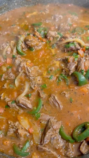 daisymayscookingandmore “Nelly” on Instagram: "Bistec a la Mexicana - Mexicana Braised Beef Recipe⬇️ Bistec a la Mexicana is one of those simple and very traditional beef dishes prepared in many Mexican homes. #bistec #bistecalamexicana #bistecranchero #mexicanbraisedbeef #braisedbeef #mexicanfood #food #foodie #foodies #foodiesofinstagram #recipe #recipes #cooking #instagramfood #instagramfoodie #instagramfoodies #instagramrecipes #instagramcooking Ingredients/Recipe: -2 1/2 Lbs Beef Flap St Beef Shoulder Steak, Milanesa Recipe, Bistek Recipe, Mexican Homes, Braised Beef Recipes, Flap Steak, Beef Recipe, Braised Beef, Roma Tomatoes