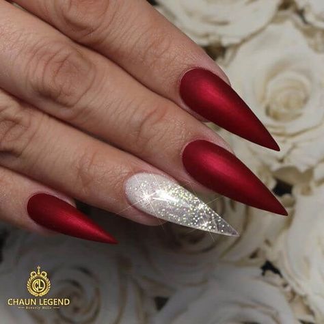 Nails Holiday, Stiletto Nail Art, Red Acrylic Nails, Stiletto Nails Designs, Red Nail Designs, Ideas Nails, Nail Nail, Acrylic Nail Art, Holiday Red