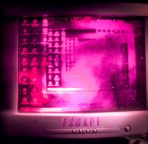 Pink Grunge Aesthetic, Cybercore Aesthetic, Pink Grunge, Catty Noir, Cyberpunk Aesthetic, Pink Y2k, Pink Vibes, Y2k Pink, Aesthetic Colors