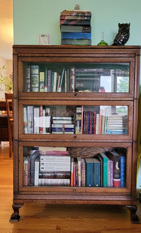 Barrister Bookcase Living Room, Vintage Bookcase With Glass Doors, Antique Book Shelves, Mismatched Bookcases, Barrister Cabinet, Old Fashioned Bookshelves, Antique Bookshelf Decor, Bookcase Glass Doors, Rustic Bookshelf Styling