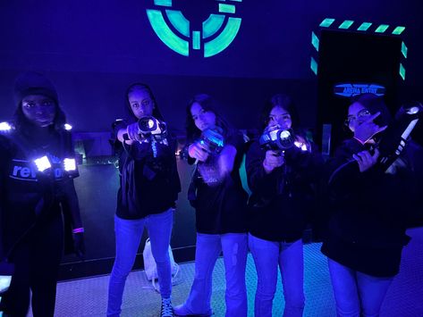 Lazer Tag Outfit, Laser Tag Photoshoot, Laser Tag With Friends Aesthetic, Laser Tag Aesthetic, Laser Tag Date, Teen Drinking Party Aesthetic, Besties Party Aesthetic, Friendship Aesthetics, Summer Visionboard