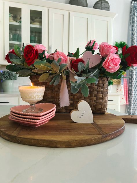 Valentine Decor Living Room, Valentines Day Decorations Living Room, Valentine’s Day Living Room Decor, Valentines Coffee Table Decor, Valentines Day Home Decor, Vday Decor, Valentines Day Coffee, Valentine's Decor, Valentines Day Decor