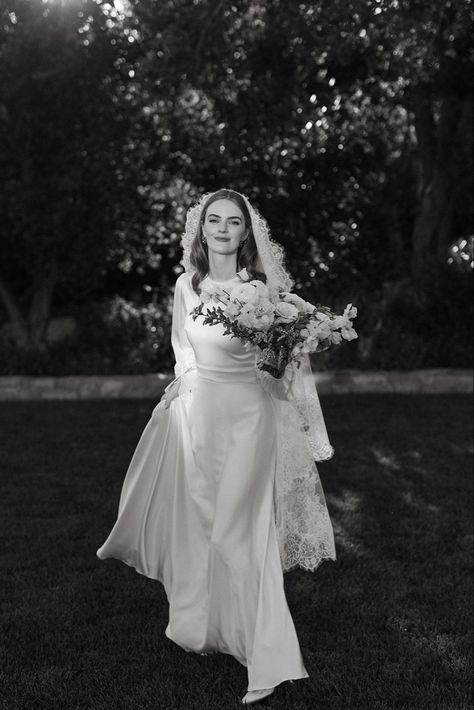 Italian Bride Traditional, Wedding Veil Photos, Catholic Wedding Dress, French Bride, San Ysidro Ranch Wedding, Mantilla Veil Wedding, San Ysidro Ranch, Kelly Brown, Mantilla Veil