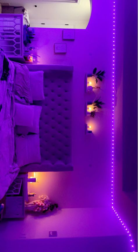 Student Dorm Room, Stick Light, Neon Bedroom, Student Dorm, Luxury Room Bedroom, Chill Room, Pinterest Room Decor, Makeover Bedroom, Redecorate Bedroom