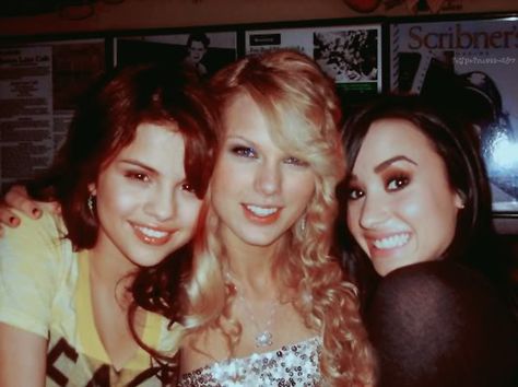 Selena Gomez Images, Selena And Taylor, Selena G, Swift Photo, Taylor Swift Pictures, Games For Girls, Taylor Alison Swift, Demi Lovato, Miley Cyrus