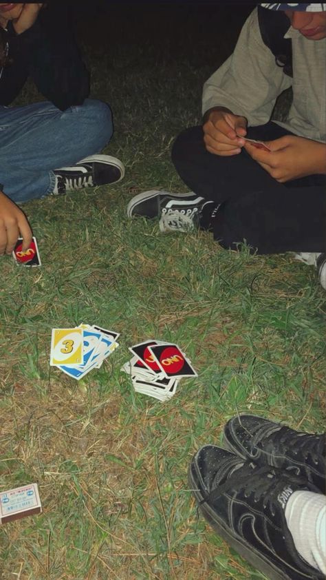 Uno With Friends, Aiims Delhi, Play Uno, I Need Friends, Söt Katt, 사진 촬영 포즈, Need Friends, Best Friends Aesthetic