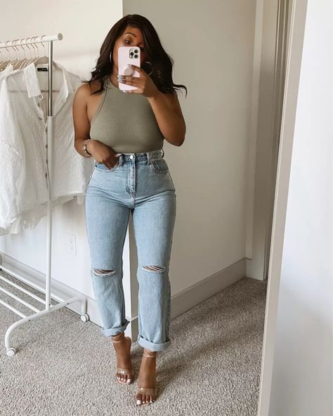 Maternity Chic Spring, Athletic Build Outfits, Midsize Bodysuit Outfit, Winter Summer Outfits, Summer Body Suit Outfits, Mid 30s Fashion Outfits Women 2023, Midsize Going Out Outfits Night, 85 Degree Weather Outfit, Ltk Outfits Summer