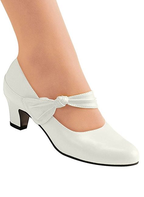 Buy WIDE shoes 1920s, 1930s, 1940s, 1950s styles? Sofwear by Beacon Virginia $37.99 AT vintagedancer.com Small Heels, Comfortable Dress Shoes, Vintage Style Shoes, Extra Wide Shoes, Size 11 Women Shoes, Bridal Fascinator, Sukienki Plus Size, Trending Womens Shoes, Womens Apparel