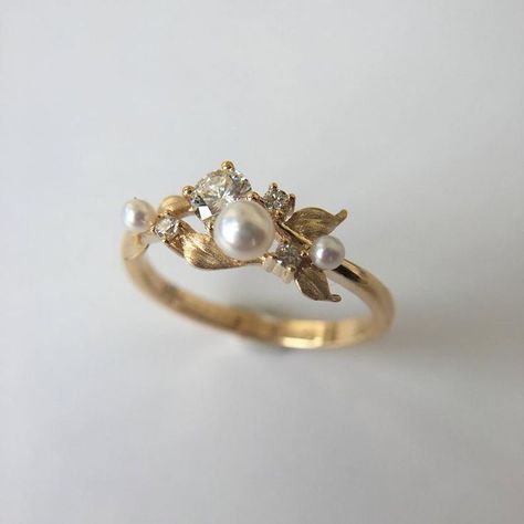 3 Carat Moissanite Engagement Ring, Pearl Wedding Ring, Gold Ring Diamond, Cute Engagement Rings, Ring Pearl, Pearl Engagement Ring, Yellow Gold Diamond Ring, Retro Ring, Dream Engagement Rings