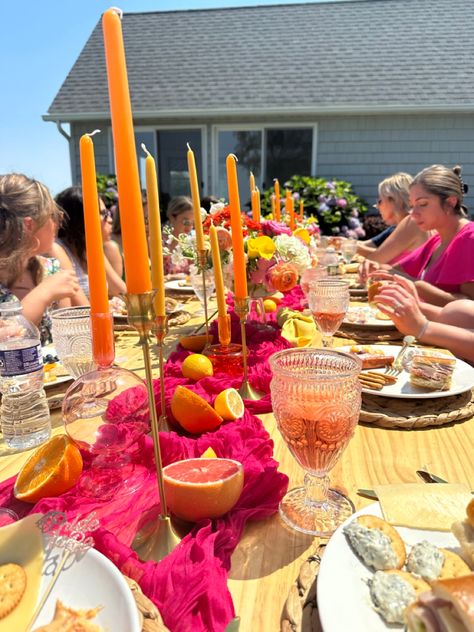 Pink Theme Party, Fancy Picnic, Sunset Party, 21 Diner, Bridal Shower Inspo, Tafel Decor, Orange Party, Orange Table, Birthday Dinner Party