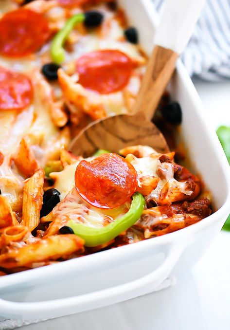 Supreme Pizza Casserole is loaded with all your favorite supreme pizza toppings! Pizza Hut Cavatini Supreme Recipe, Supreme Pizza Casserole, Life In The Lofthouse, Supreme Pizza, Slice Of Pizza, Pizza Casserole, Pizza Pie, Pizza Slice, Pizza Hut