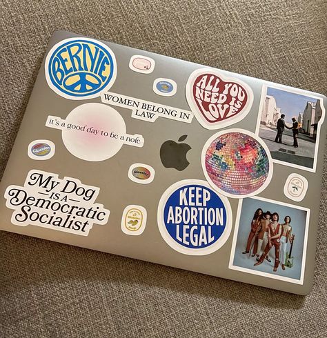 Ig & pin maddie dae tilley 🤍 #macbook #macbookpro #stickers #redbubble Chromebook Stickers Aesthetic, Stickers Macbook Aesthetic, Sticker Computer Aesthetic, Mac Book Stickers Aesthetic, Macbook Clear Case With Stickers, Aesthetic Laptop With Stickers, Sticker Macbook Case, Macbook Case Aesthetic Stickers, Stickers On Macbook Aesthetic