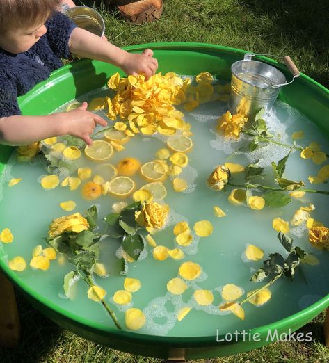 Sand Tray Ideas Eyfs, Outdoor Play Activities, Water Play Activities, Potion Making, Sunshine Flowers, Nursery Planning, Sand Tray, Eyfs Activities, Water Tray