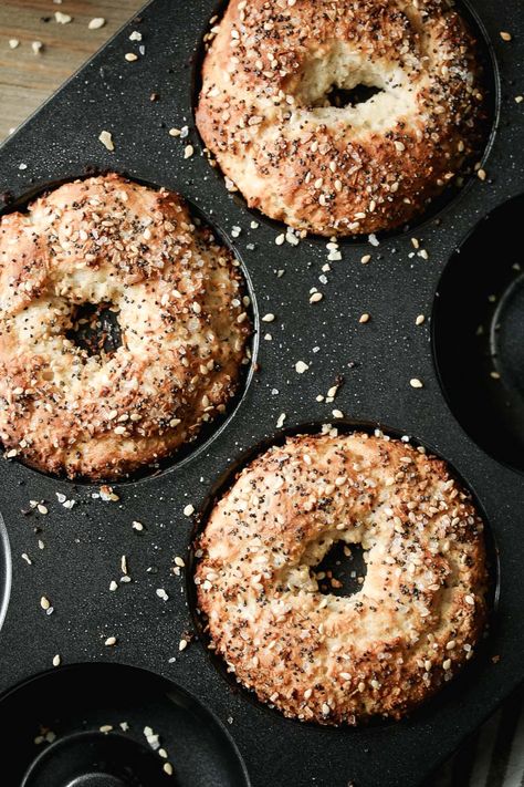 Two Ingredient Bagels, Cinnamon Spice Cake, Bagels Easy, Bagel Calories, Baking With Yogurt, Gluten Free Apple Cake, Bagel Recipe Easy, Baking Mix Recipes, Gluten Free Comfort Food