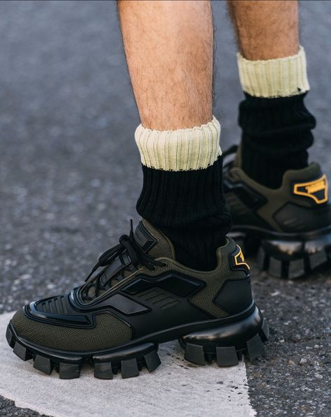 PRADA FALL 2019 MENSWEAR CLOUDBUST THUNDER at MILAN FASHION WEEK MENS 2020 SHOWS Prada Cloudbust Thunder, Cloudbust Thunder, Fake Money, Hip Hop Art, Sneakers Addict, Swag Shoes, Streetwear Men Outfits, Air Max Sneakers, Luxury Shoes