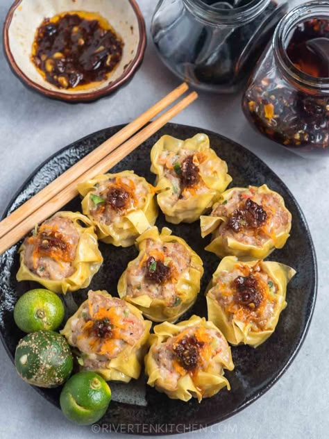 Shrimp And Pork Shumai, Pork Siomai Recipe Filipino, Siomai Aesthetic, Siomai Photography, Pork And Shrimp Shumai Recipe, Shumai Food, Siomai Recipe Filipino, Siomai Food, Chicken Siomai