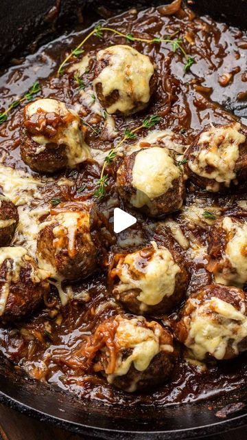 French Onion Beef Meatballs, Meatball Recipes Videos, Meatball Side Dishes, French Onion Meatballs, Onion Meatballs, Sip And Feast, Beef Meatballs, French Onion, Meatball Recipes