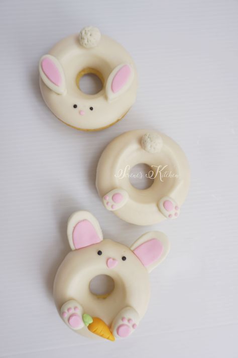 Easter Donuts Decoration, Easter Doughnut Ideas, Easter Mini Donuts Ideas, Donuts Design Ideas, Fancy Donuts Ideas, Easter Donuts Ideas, Cute Donut Decorating Ideas, Decorated Donuts Ideas, Donuts Decorating Ideas