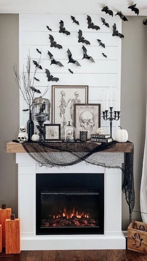 Halloween Porches, Halloween Mantels, Halloween Entryway, Halloween Mantel Decor, Halloween Mantle Decor, Halloween Fireplace, Halloween Living Room, Halloween Decor Diy, Halloween Mantle