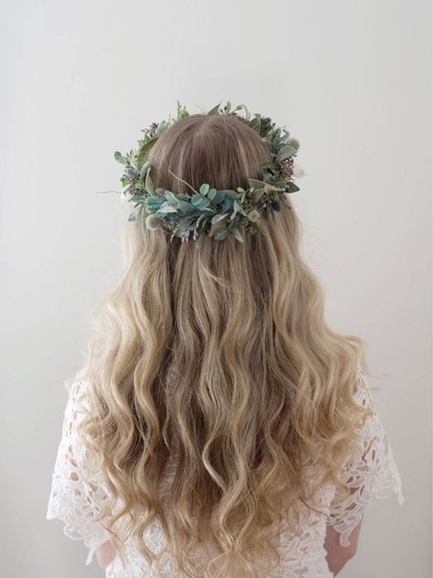 Curly Hair Bride, Eucalyptus Crown, Greenery Crown, Flower Crown Hair, Dried Flower Crown, Bridal Hair Down, Flower Crown Bridesmaid, Half Up Wedding Hair, Flower Crown Hairstyle