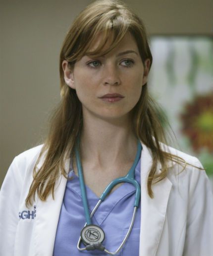 Here's Why Last Night's Grey's Anatomy Flashback To Season One Is So Important #refinery29 Meredith Grey Hair, Anatomy Images, Aging Backwards, Male Doctor, Greys Anatomy Cast, Strong Female Characters, Cristina Yang, Ellen Pompeo, Intelligent Women