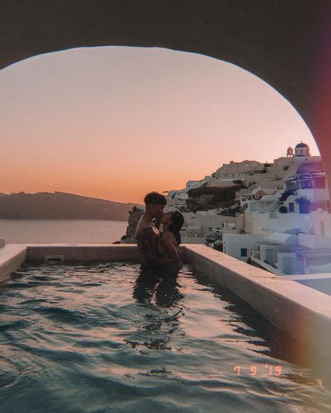 Alyssa Lauren 🇵🇭 on Instagram: “fell in love in Santorini” Santorini Instagram Pictures, Greece Travel Couple, Alyssa Aesthetic, Santorini Greece Couple, Greece Travel Aesthetic Couple, Greece Couple, Santorini Greece Aesthetic Couple, Santorini Couple, Santorini Couple Photography