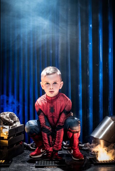 6 Year Picture Ideas, Spiderman Photoshoot Kids, Spiderman Dress Up, Spider Man Dress, Spiderman Photoshoot, Spiderman Dress, Superhero Photoshoot, Spiderman Theme Party, Spiderman Poses