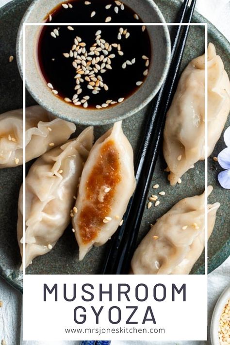 With a miso mushroom and cabbage filling, these vegetarian gyoza are loved by meat eaters to! Make ahead and freeze for a Japanese meal in minutes Tofu Gyoza Recipe, Vegetarian Gyoza Filling, Vegan Gyoza Filling, Veg Gyoza Recipe, Gyoza Recipe Vegetarian, Vegetarian Dim Sum Recipes, Dumpling Filling Recipe Vegetarian, Vegetarian Dumplings Filling, Gyoza Filling Recipes